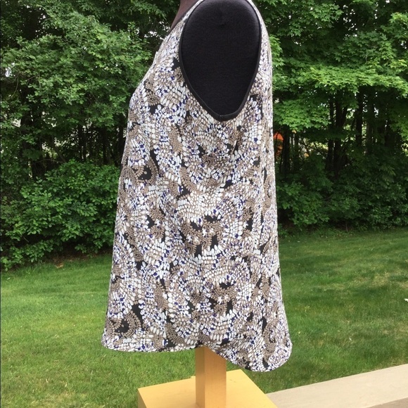 Larry Levine medium tank with front zipper - Picture 13 of 16